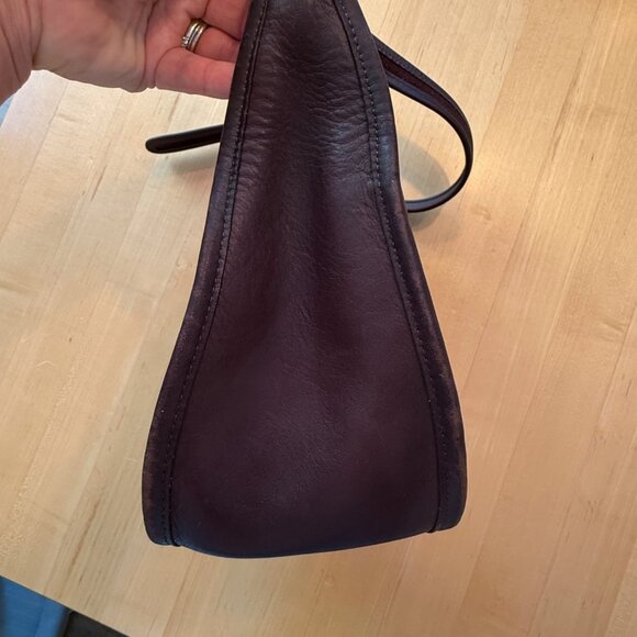 Coach 9950 - Janice - Picture 5 of 10